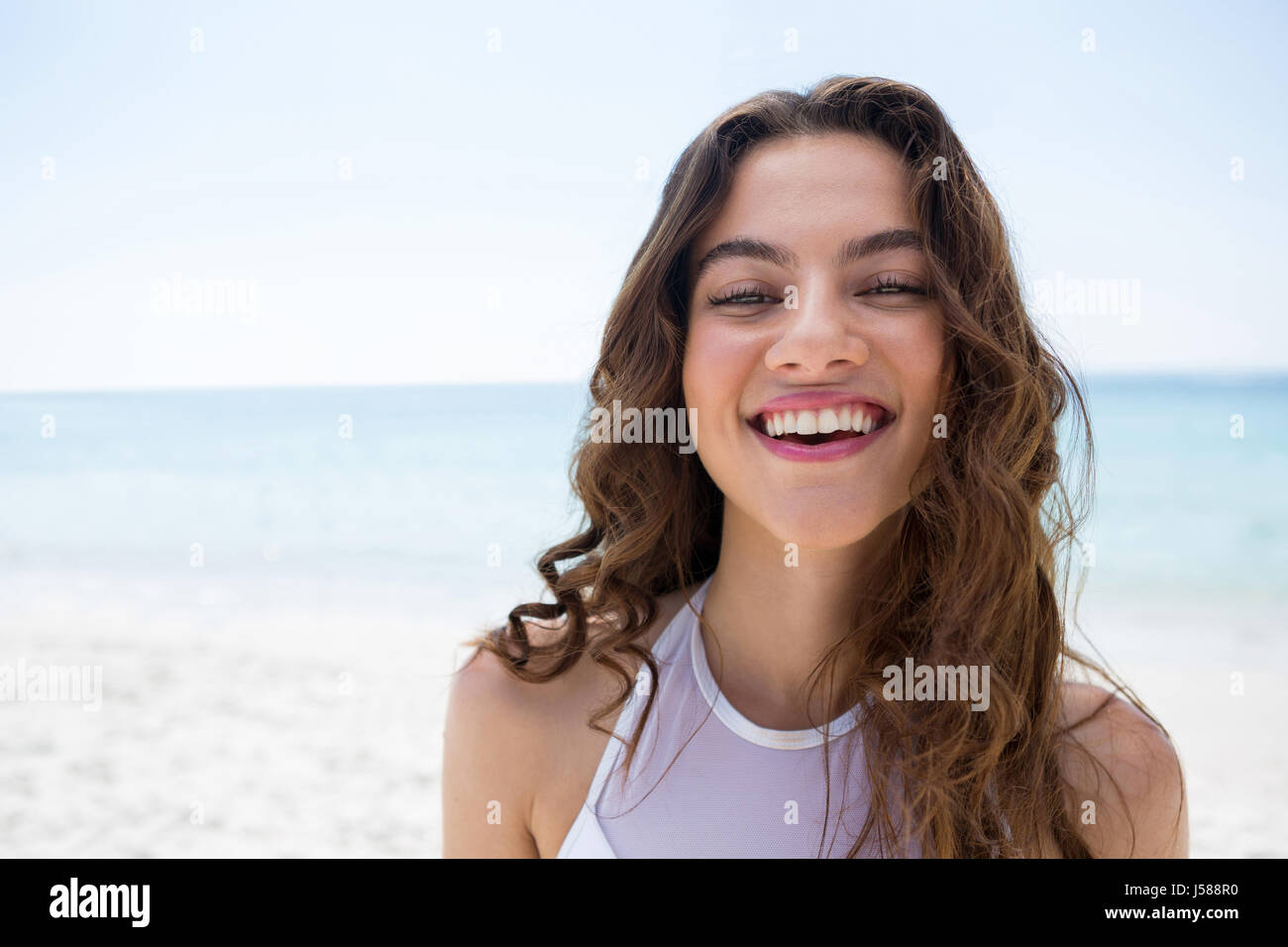 Toothy smile standing open arm hi-res stock photography and images - Alamy
