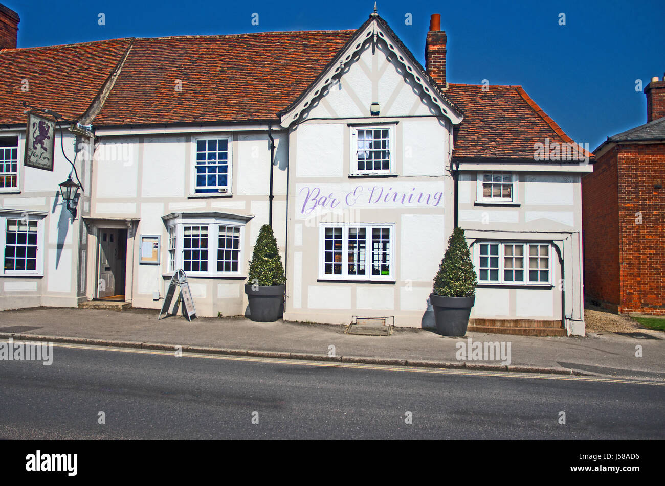Earls Colne, High Street, Essex, Lion Pub & Restaurant Stock Photo Alamy