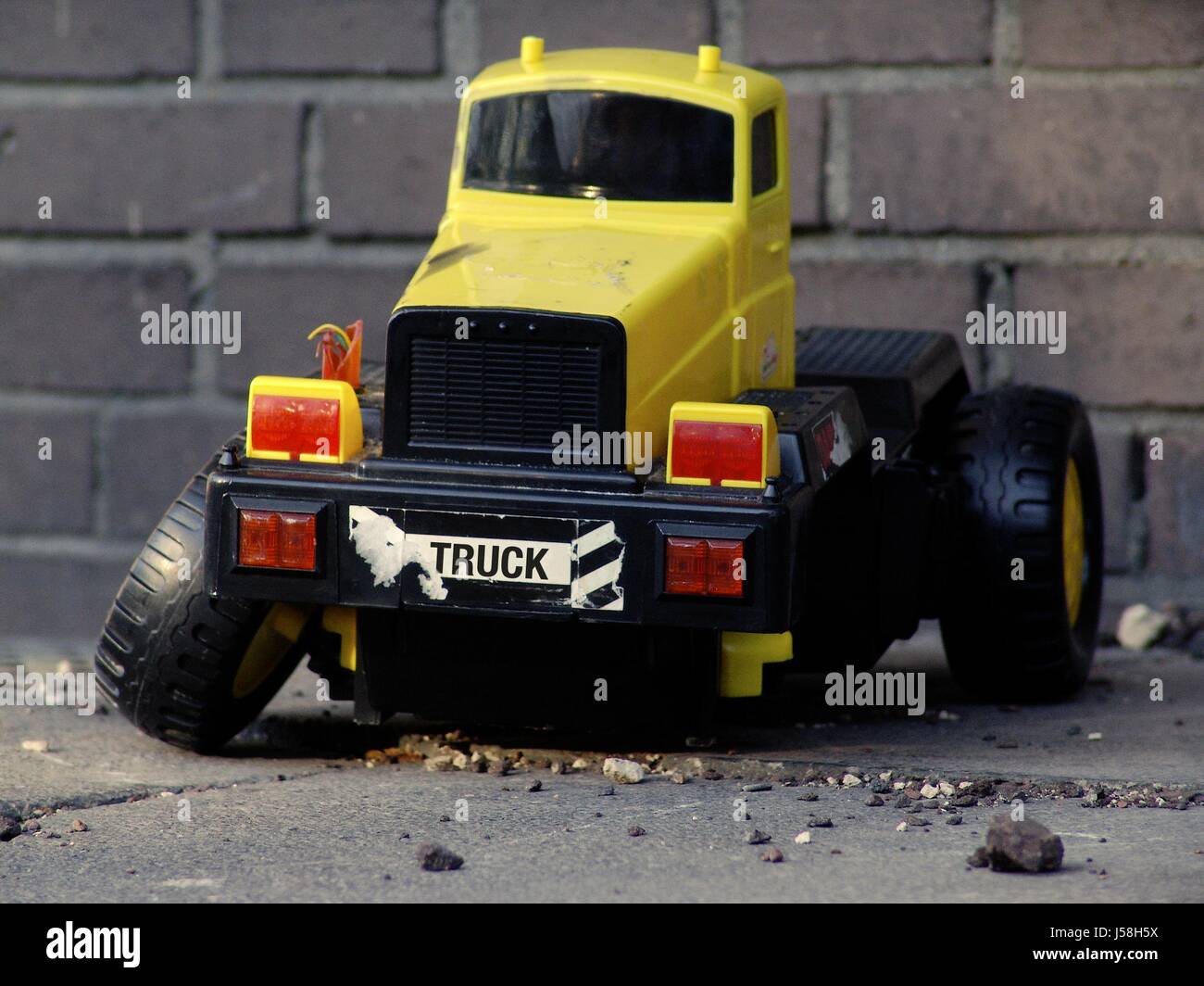 accident,toy,crash,defect,truck,lorry,kaputt,spielzeugauto Stock Photo