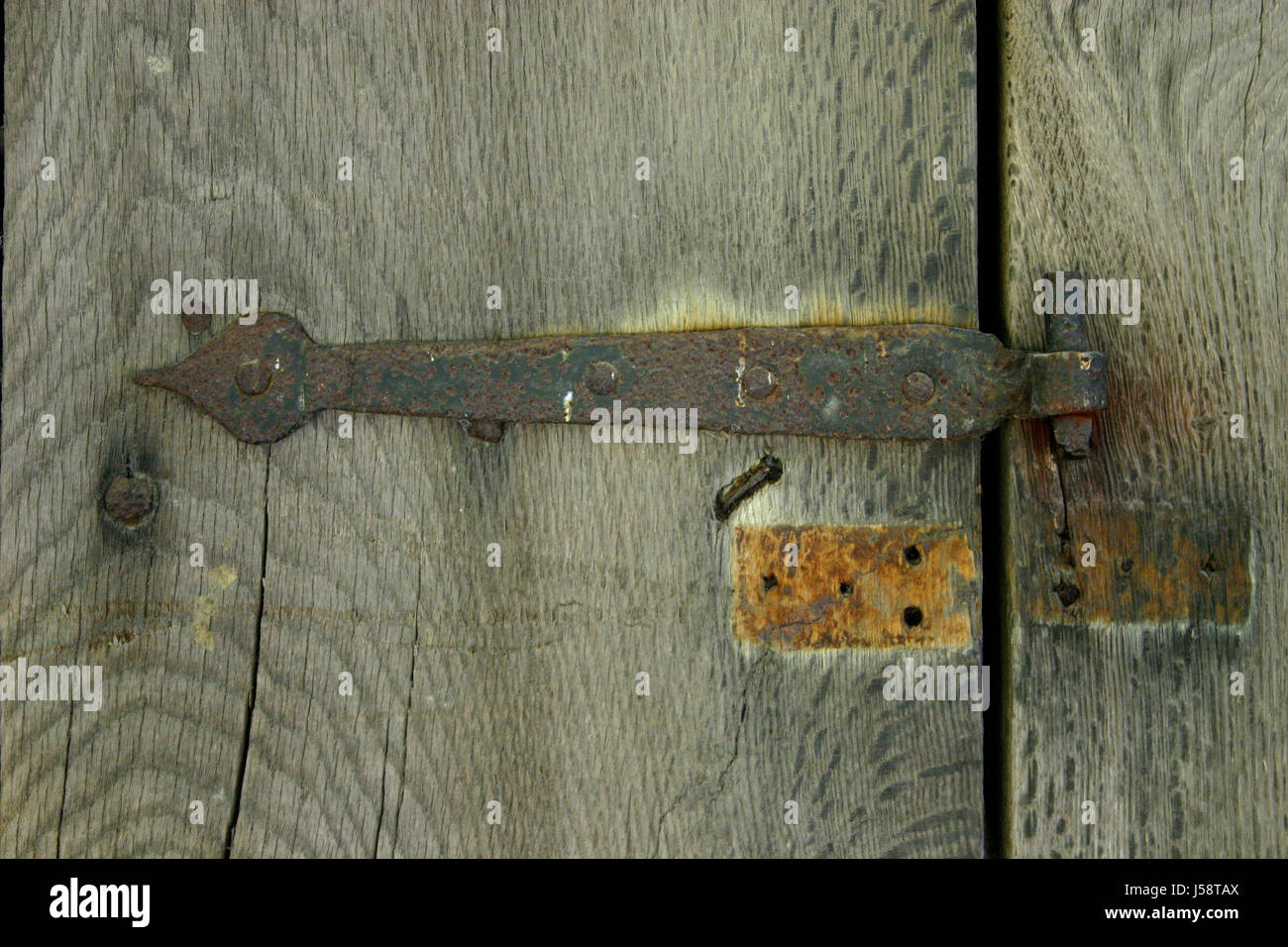 wood ailing rust shutters nail fishing rod shutter metal fittings iron