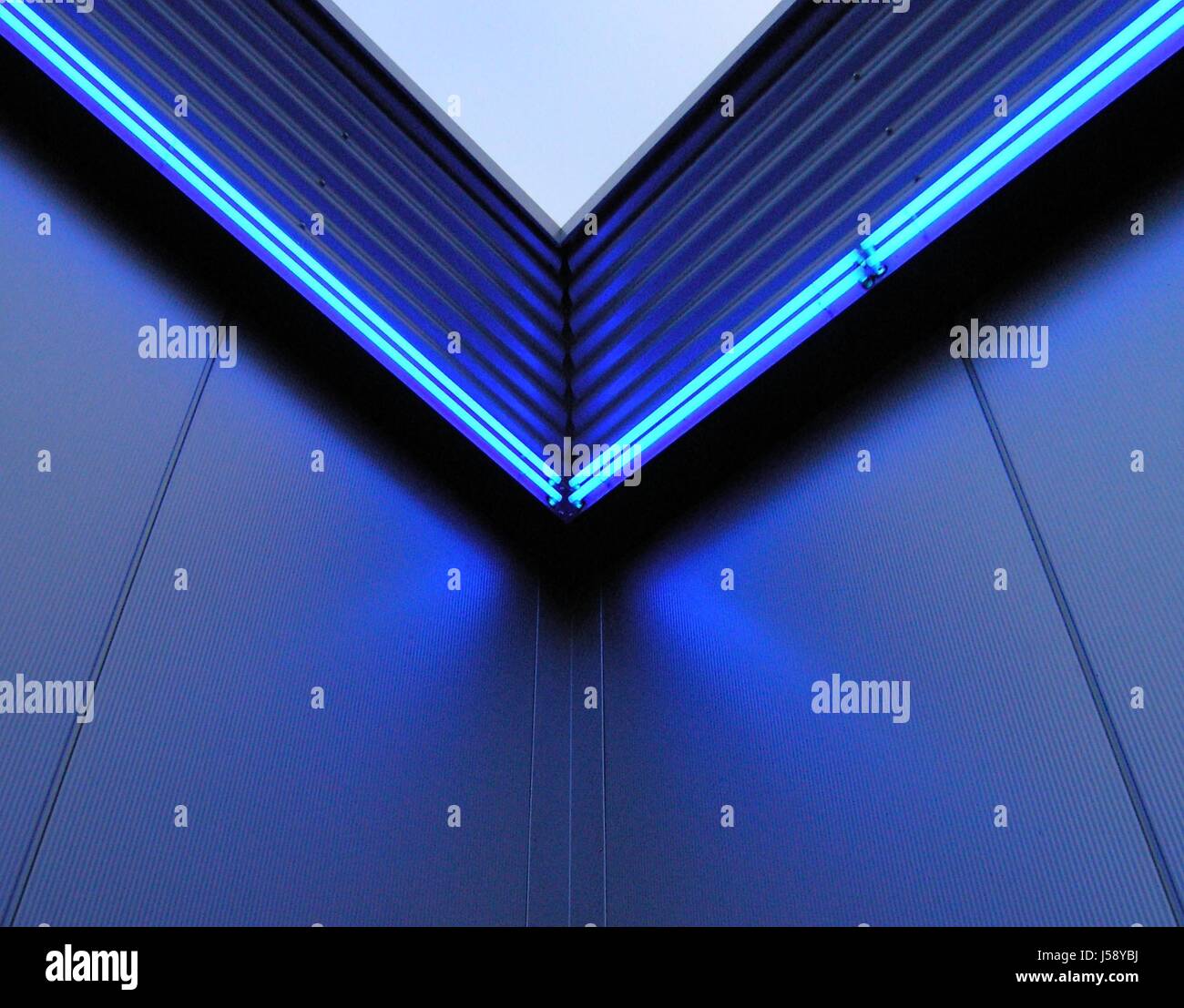 blue reflection twilight facade sheet metal artificial light angle mischlicht Stock Photo