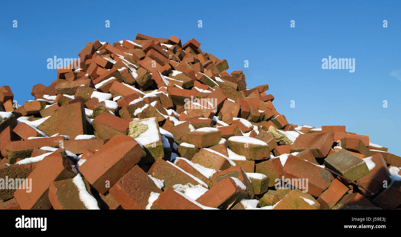 Build New Building Wall Brick Barn Demolition Scrapping Fugues Old