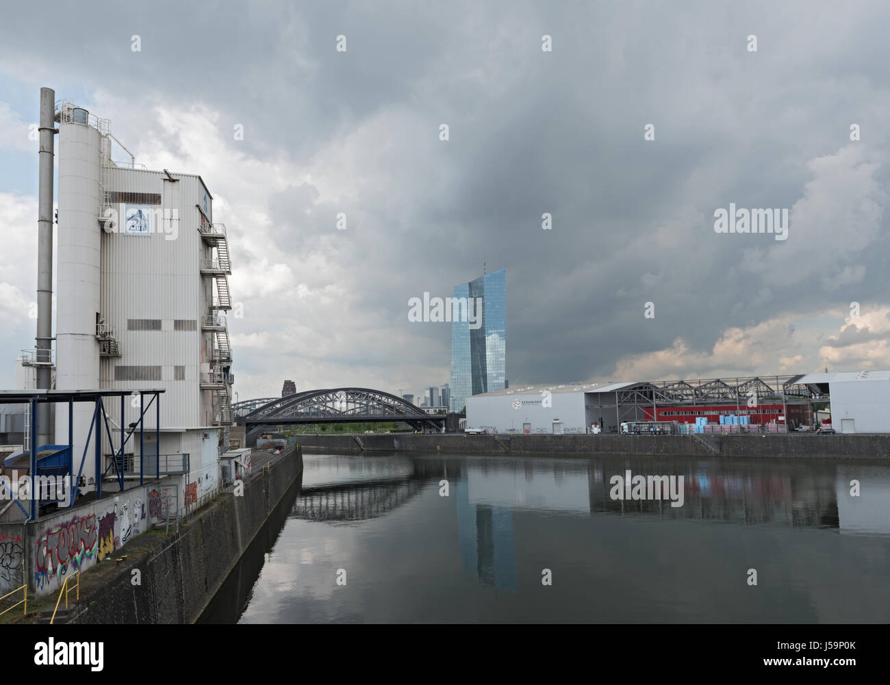 : The Eastern Harbor with the new building of the European Central Bank in Frankfurt, Germany Stock Photo