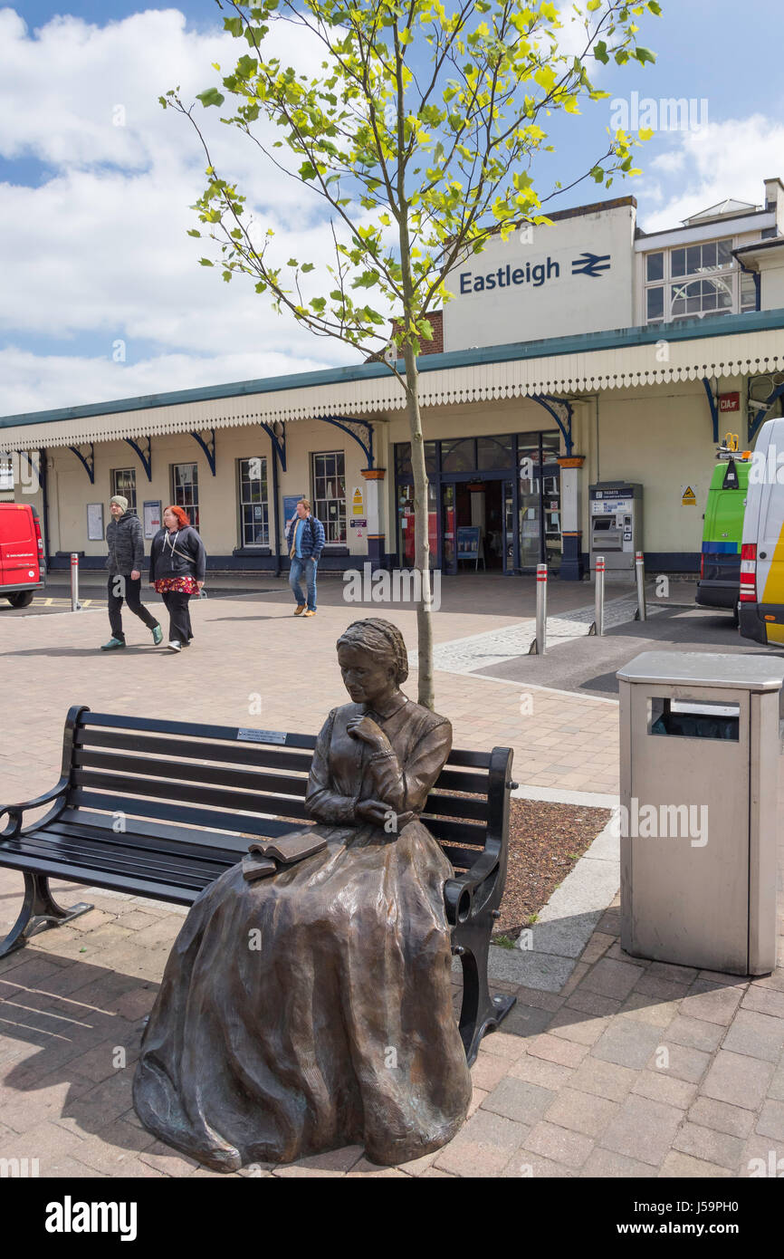 Charlotte Mary Yonge sculpture outside Eastleigh Railway Station, Southampton Road, Eastleigh, Hampshire, England, United Kingdom Stock Photo