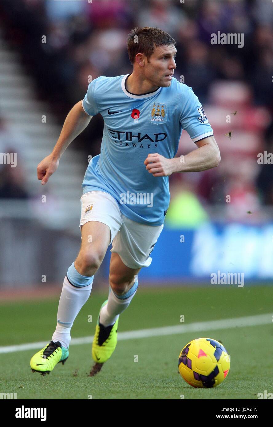 JAMES MILNER MANCHESTER CITY FC MANCHESTER CITY FC STADIUM OF LIGHT ...