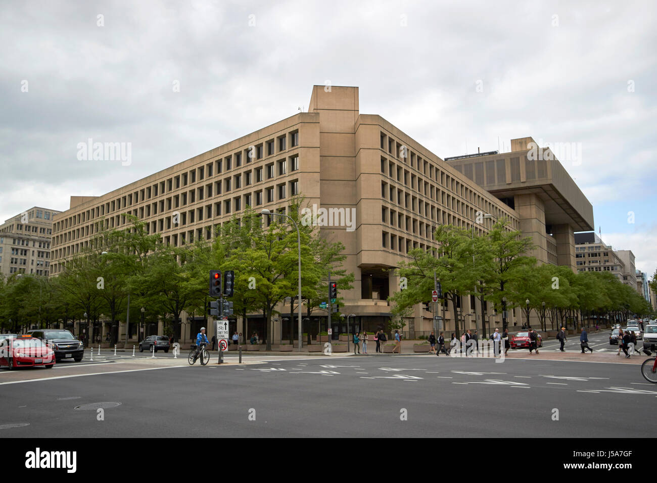 federal bureau of investigation fbi headquarters j edgar hoover building Washington  DC USA Stock Photo - Alamy