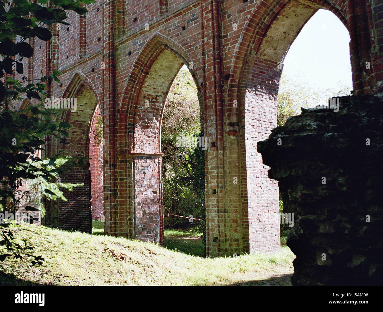 monument arc sightseeing wall germany german federal republic masonry
