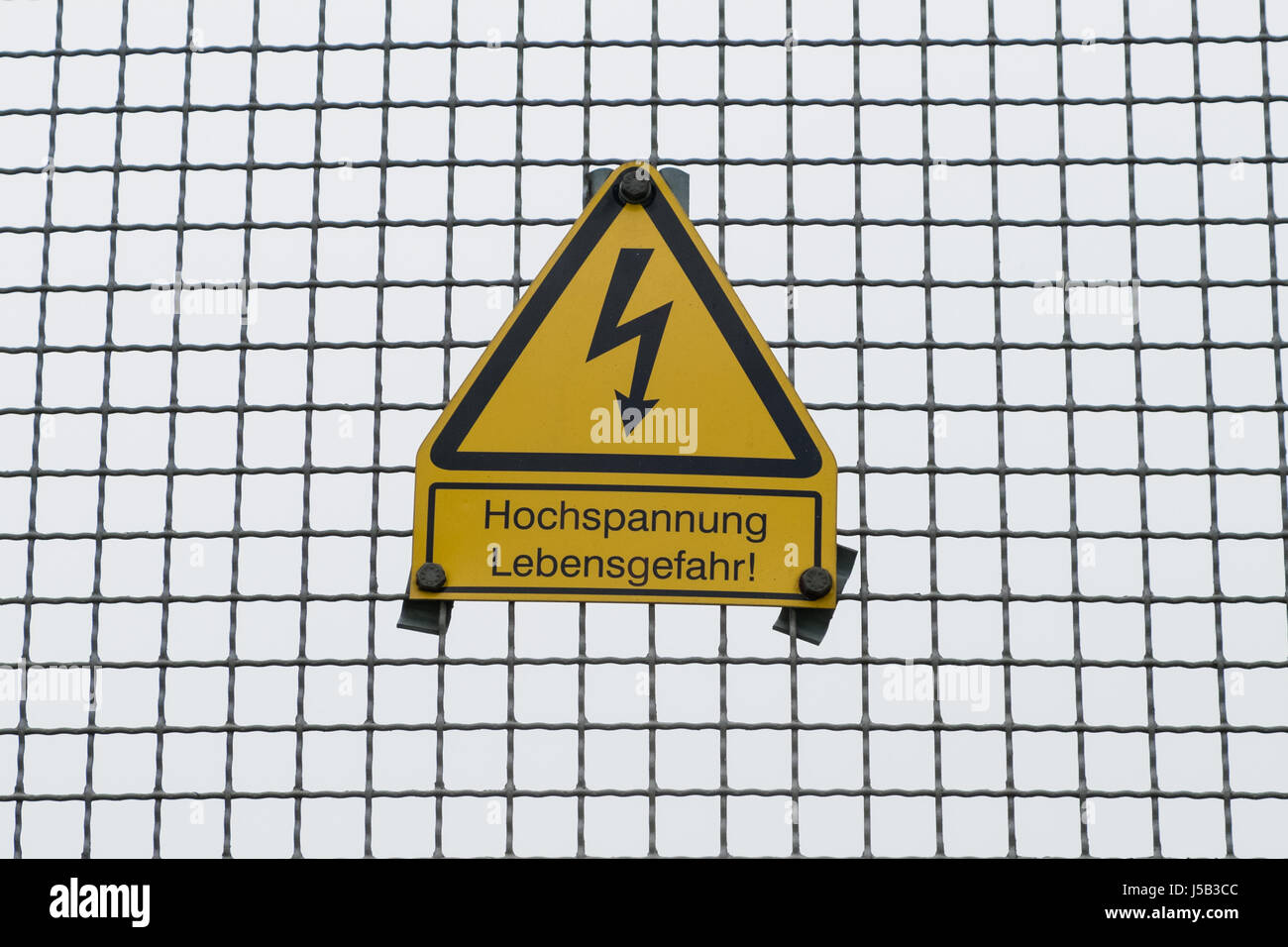 Hochspannung, Lebensgefahr - Schild Stock Photo