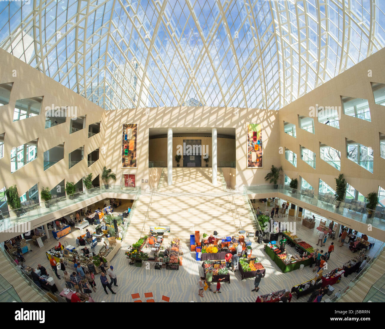 Edmonton city market city hall hires stock photography and images Alamy
