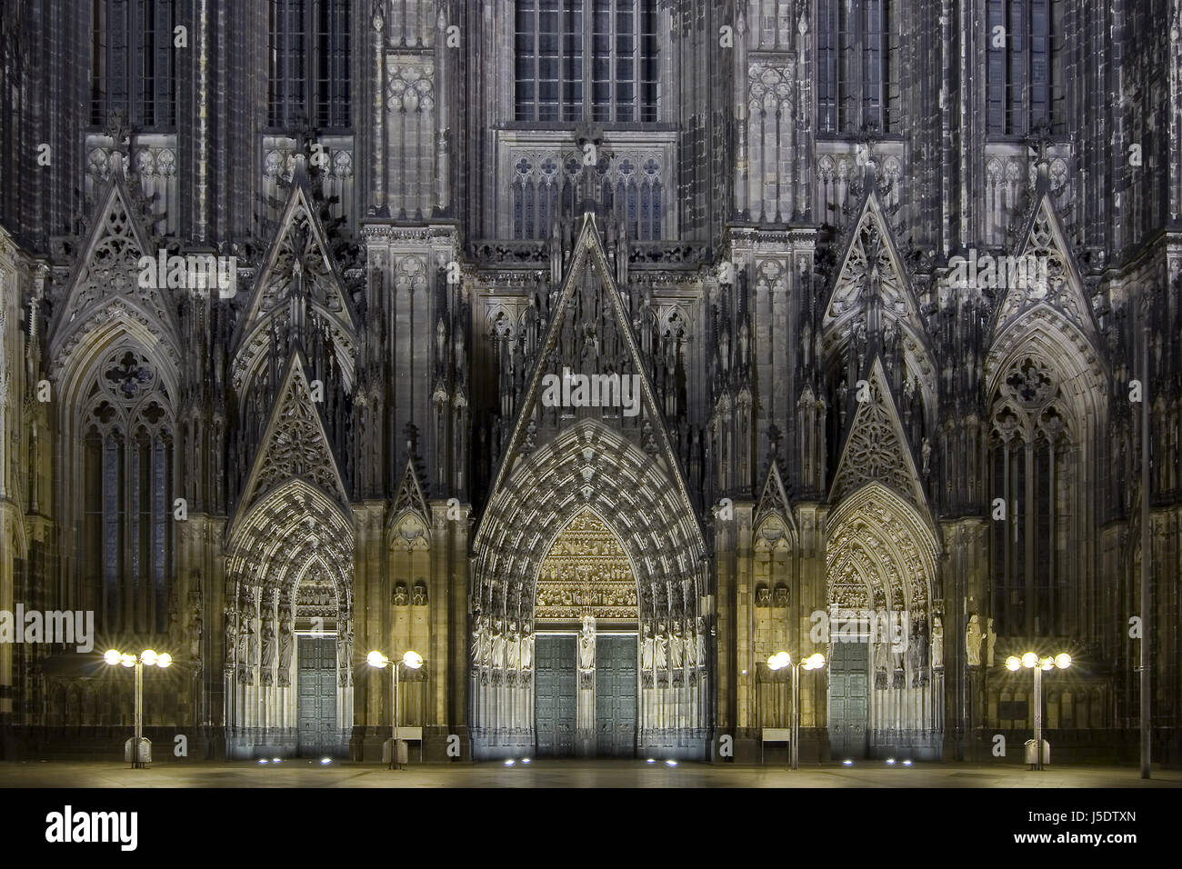 historical belief church cologne cathedral night nighttime night