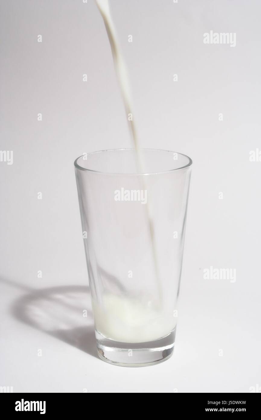 vitamins vitamines milk calcium unskimmed milk skim milk homogenized