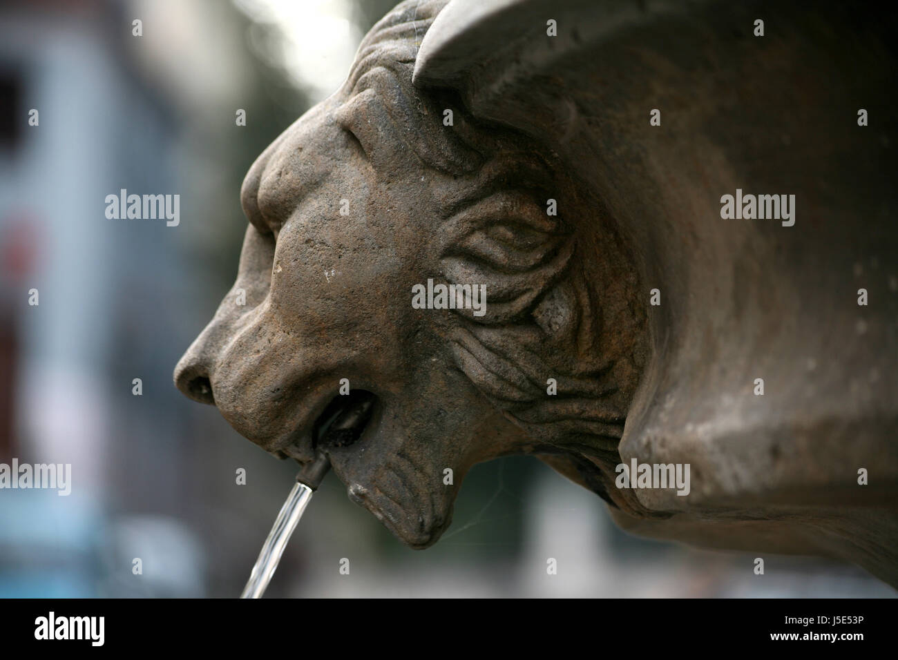 Brunnenstatue High Resolution Stock Photography and Images - Alamy