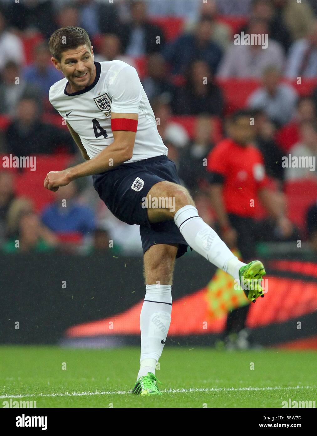 STEVEN GERRARD ENGLAND ENGLAND V SCOTLAND TEENAGE CANCER TRUST steven-gerrard-england-england-v-scotland-teenage-cancer-trust