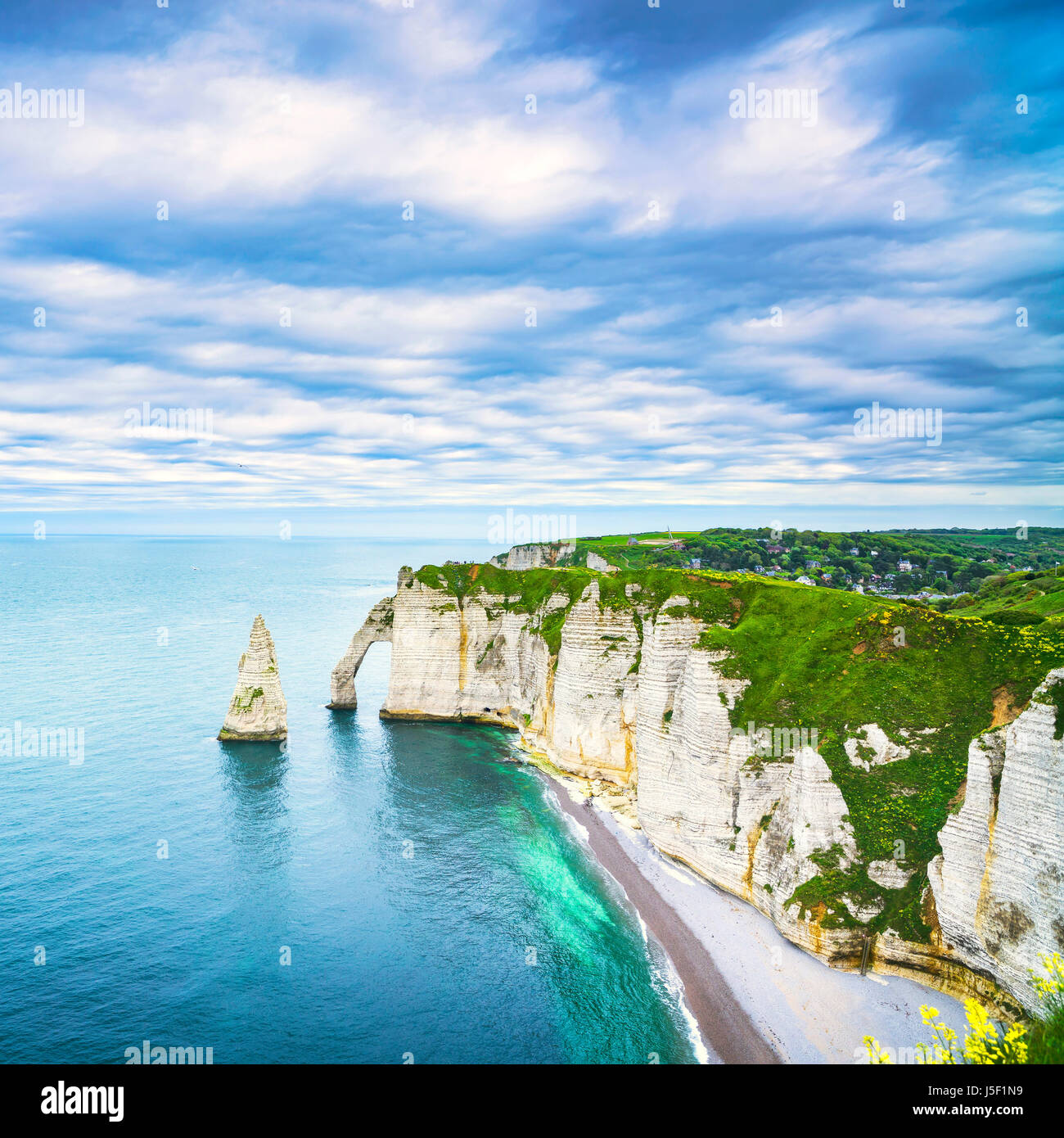 etretat-aval-cliff-rocks-and-natural-arch-landmark-and-blue-ocean