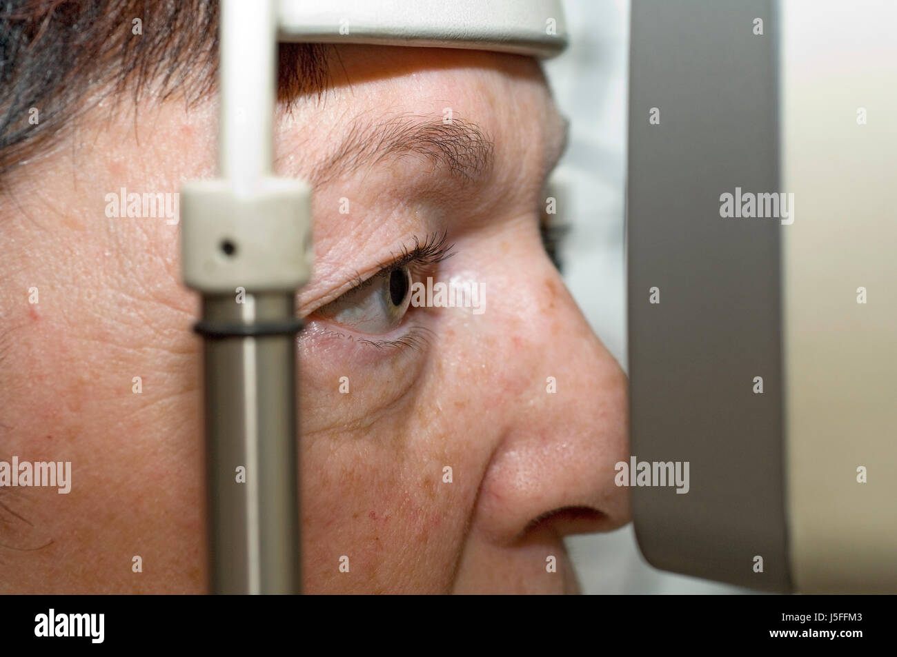 eyes glasses look glancing see view looking peeking looking at