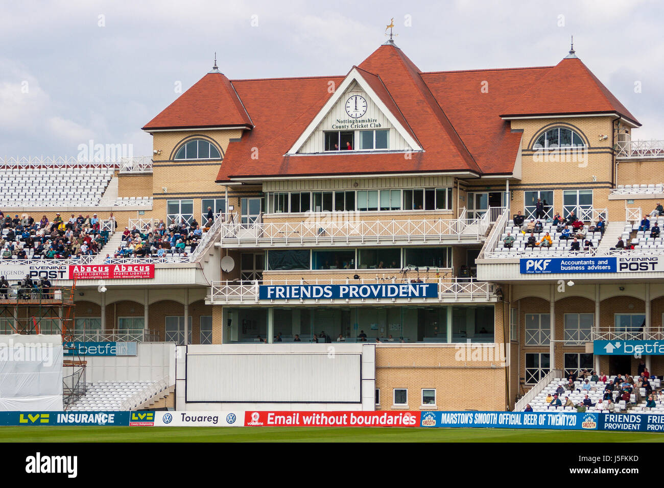 Trent bridge, cricket crowd hires stock photography and images Alamy