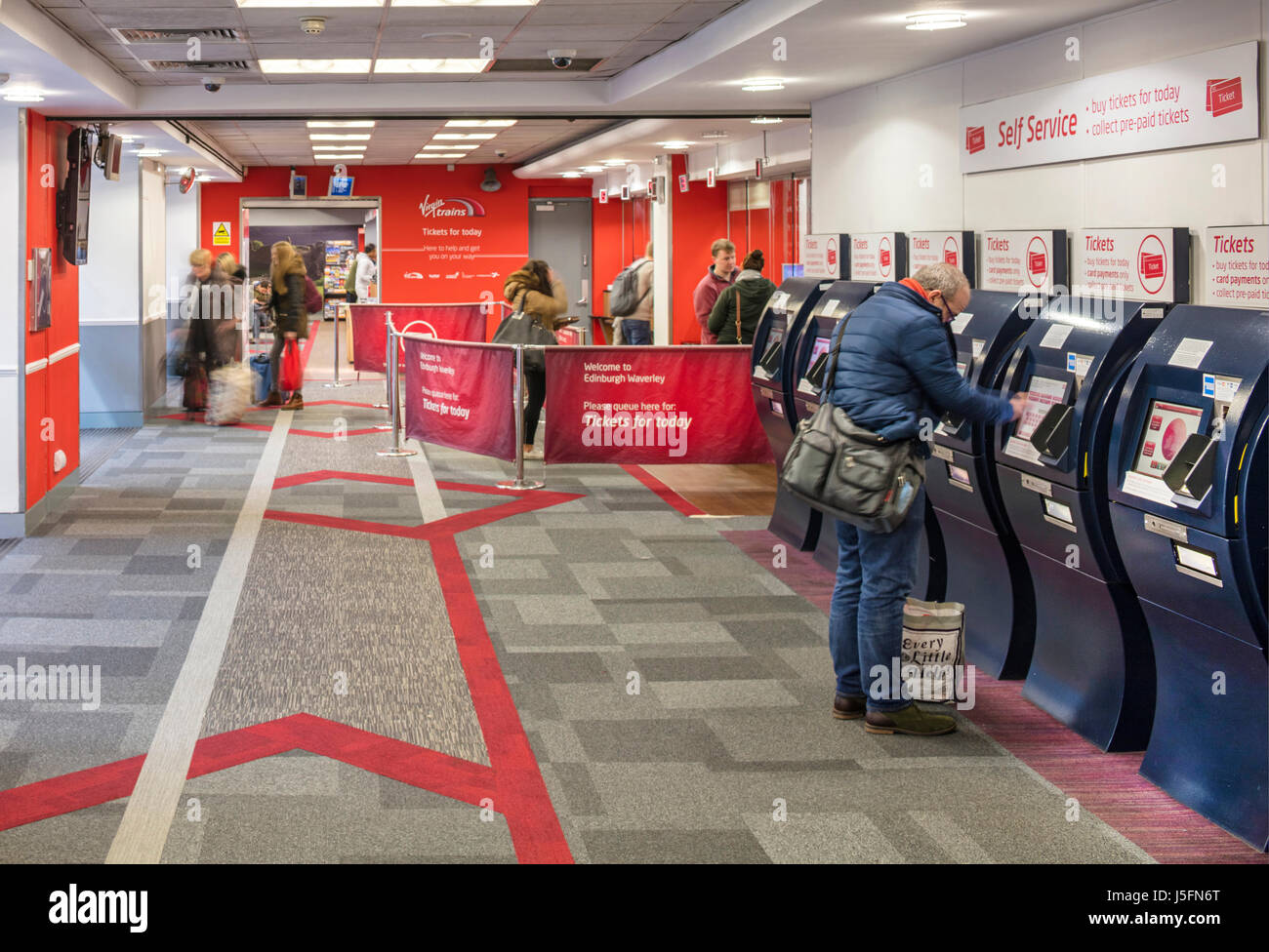 ticket off ice Edinburgh Waverley Station Stock Photo Alamy