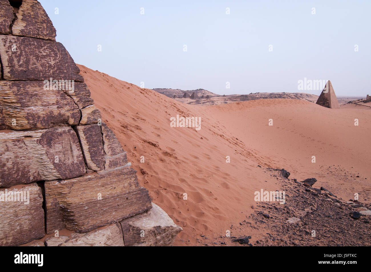 SUDAN, MEROE: Meroë (Meroitic: Medewi or Bedewi) is an ancient city on the east bank of the Nile about 6 km north-east of the Kabushiya station near S Stock Photo