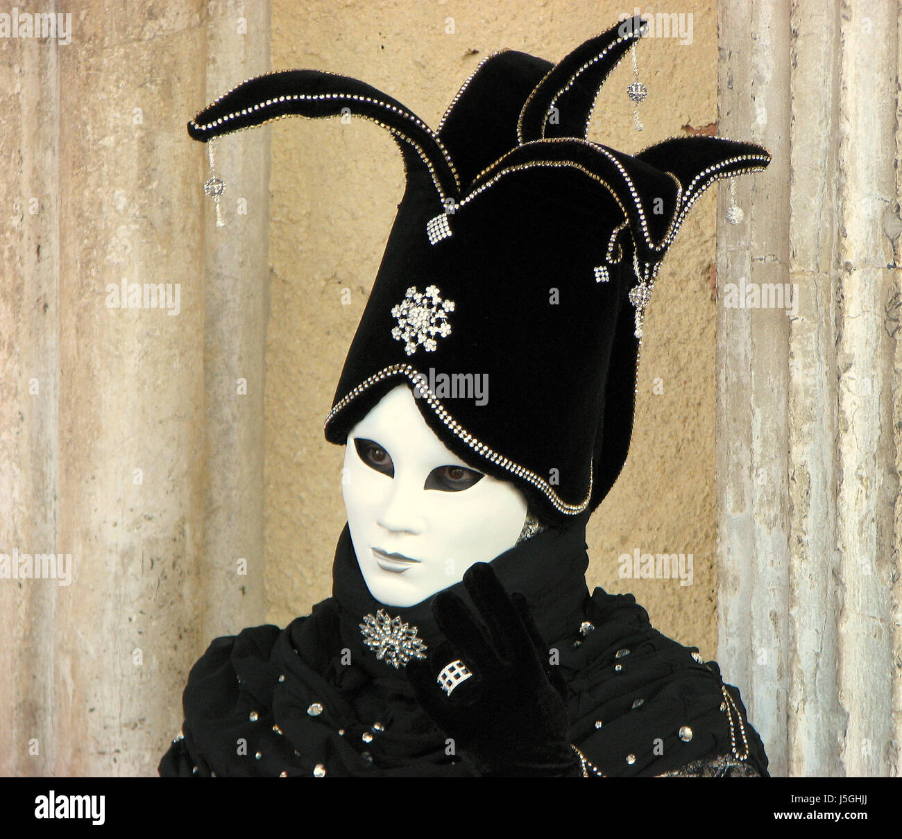black swarthy jetblack deep black venice look glancing see view looking ...