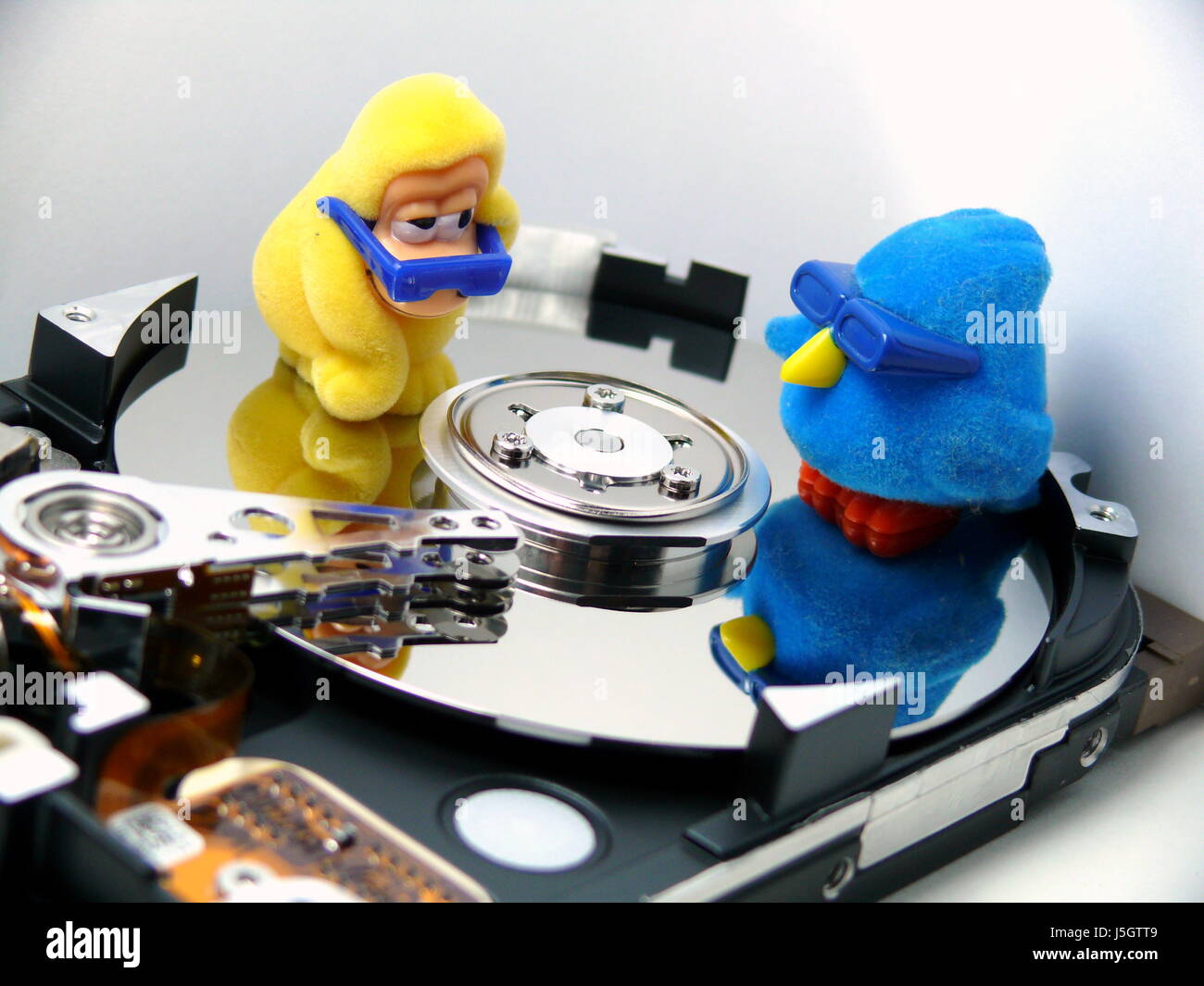 check PC computers computer data informations substratums facts ...