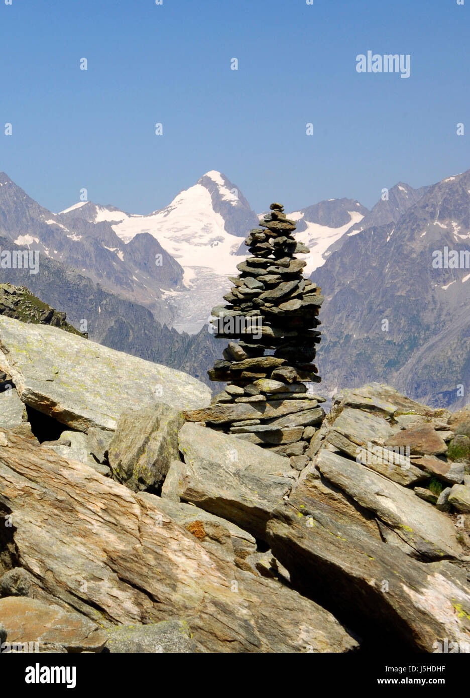 oberaarhorn and cairns Stock Photo