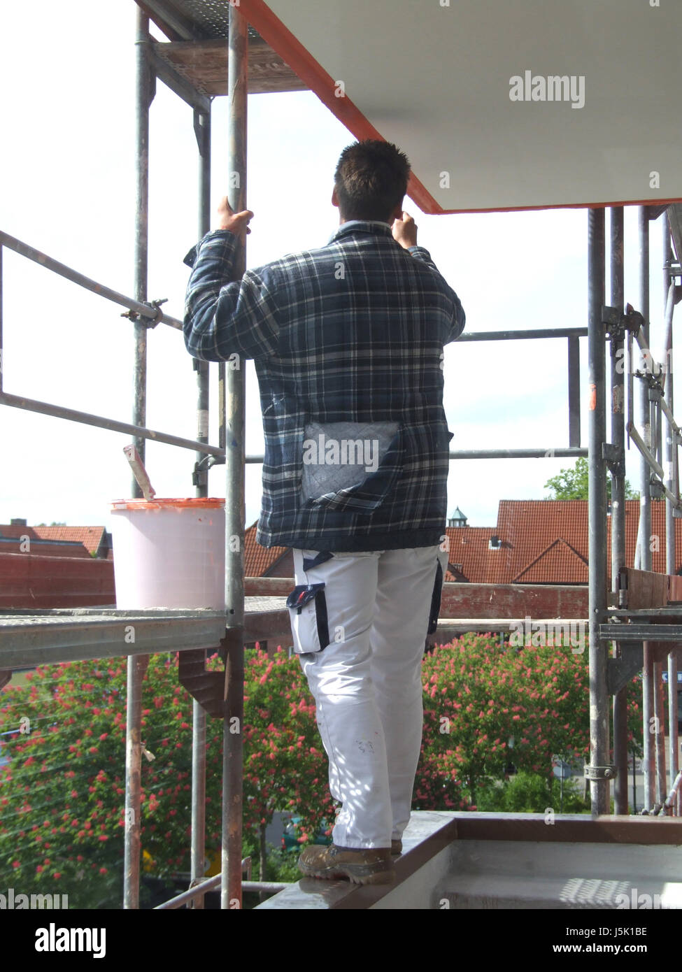 danger hand facade painter house painter scaffold scaffolding