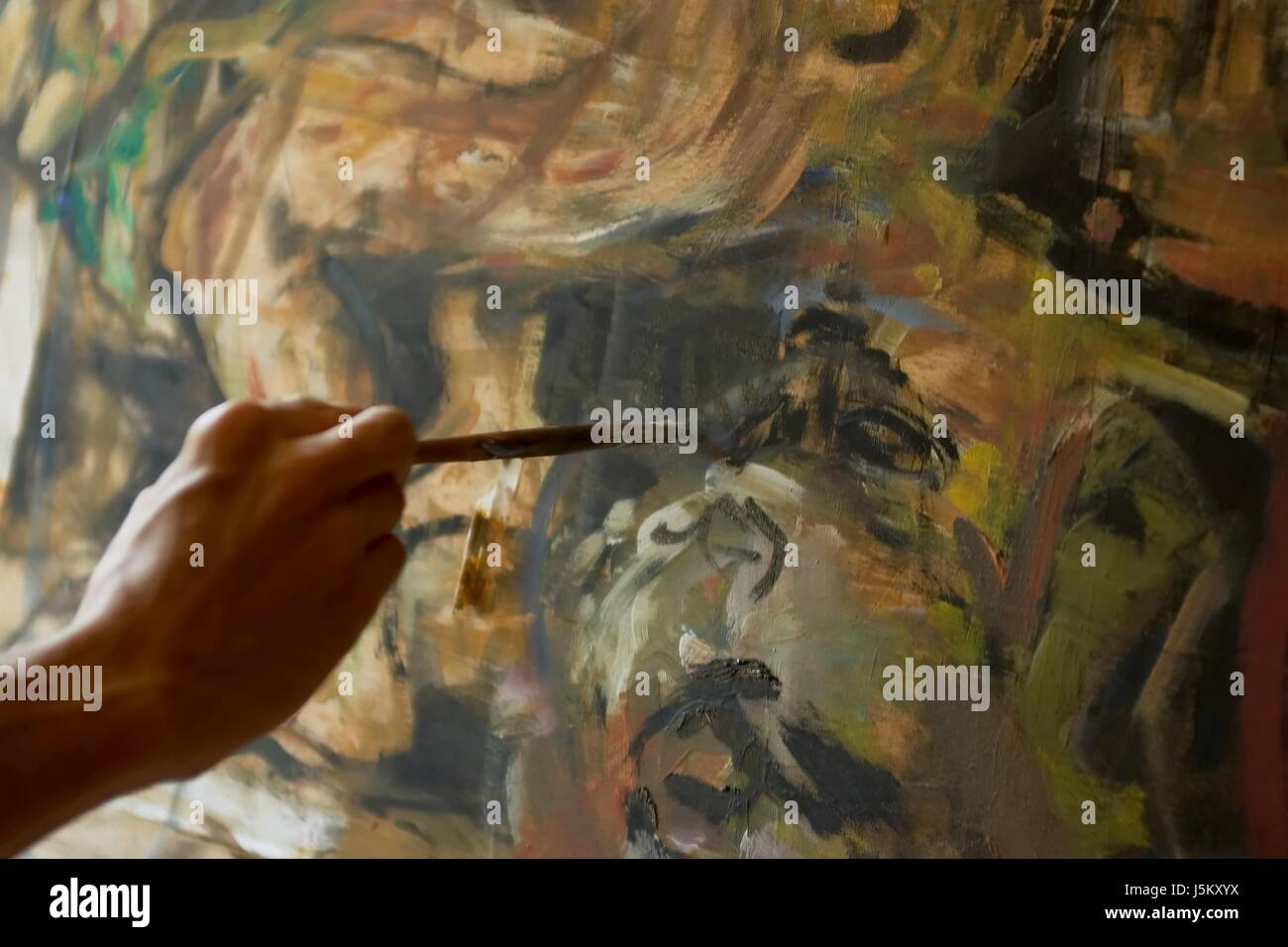 Hand painting hi-res stock photography and images - Alamy