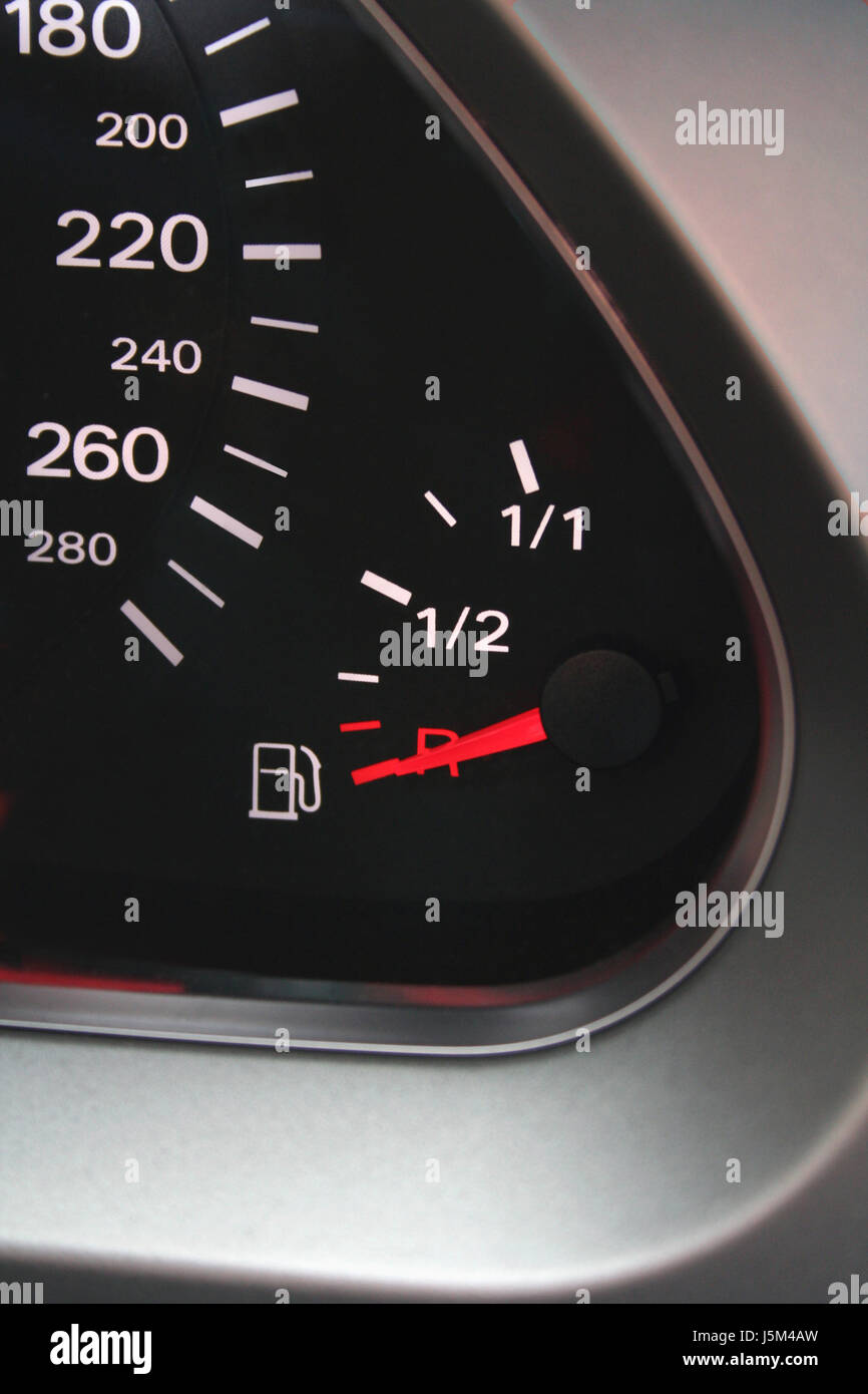 Empty oil tanks hires stock photography and images Alamy