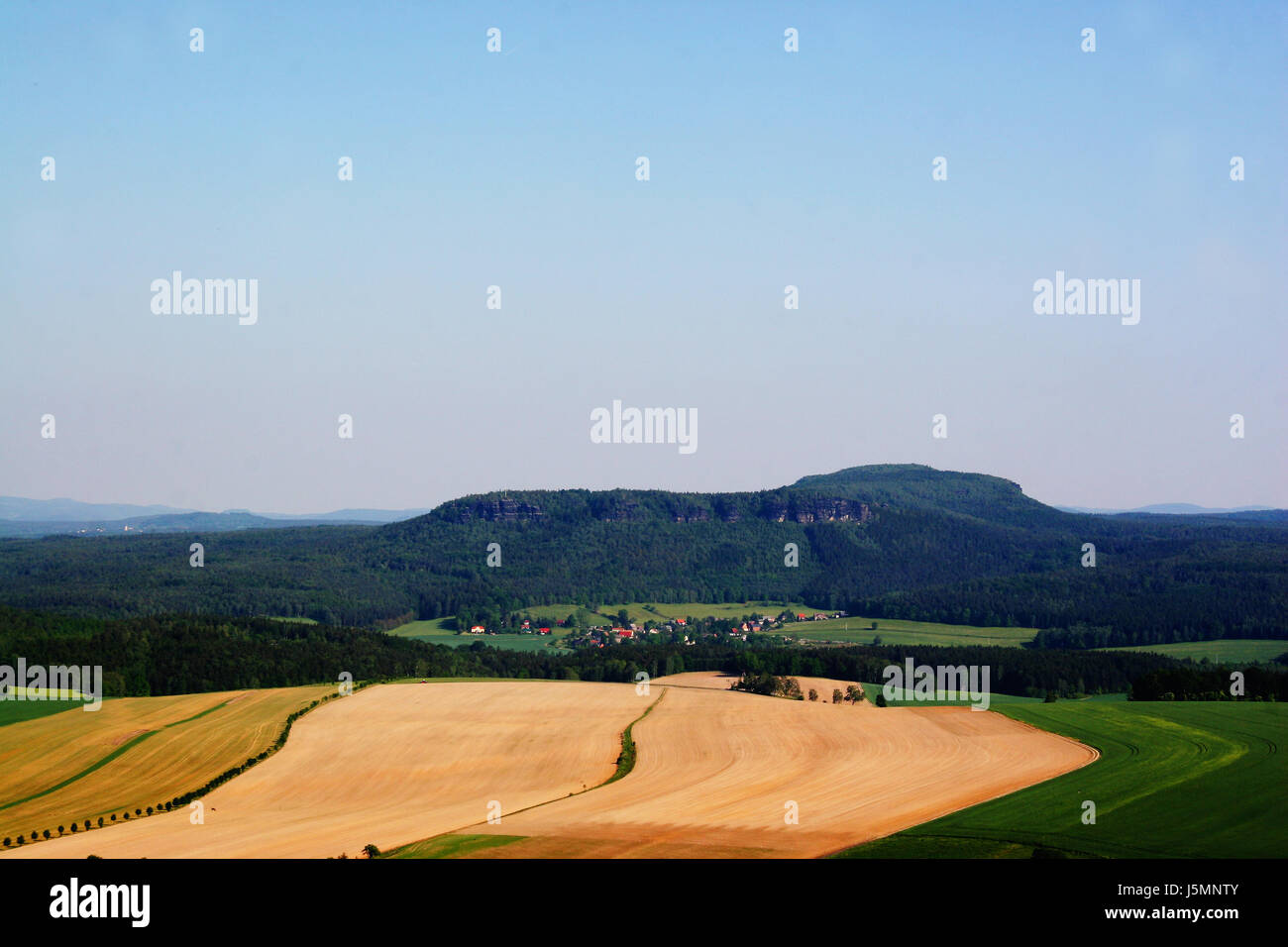 Landscape paintings hi-res stock photography and images - Alamy