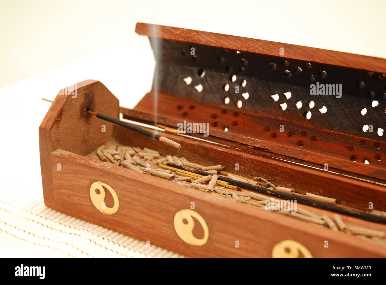 smoke smoking smokes fume radio silence quietness silence flavour tibet