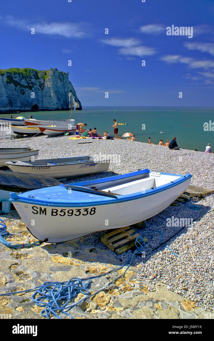 Etretat promenade beach sea hi-res stock photography and images - Alamy