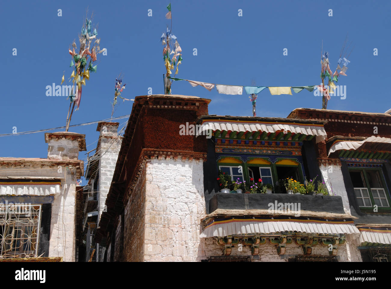 house in old lhasa,tibet Stock Photo Alamy