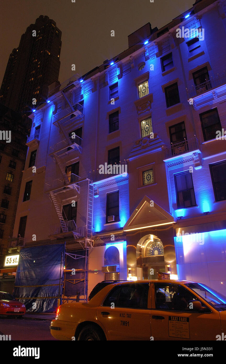 Blue House In New York Stock Photo Alamy blue-house-in-new-york-stock-photo-alamy