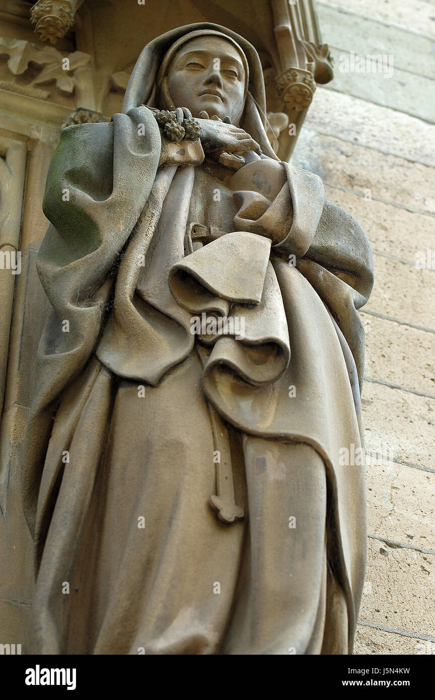 church figures saint apollinaris remagen Stock Photo Alamy