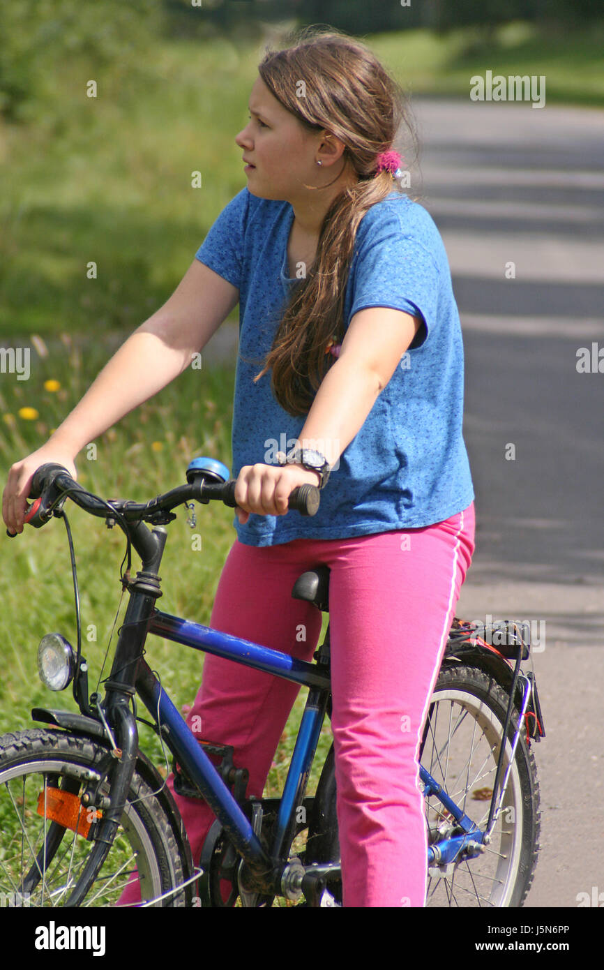 cycle cycle girl