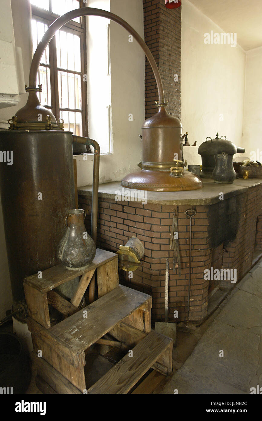 greece distillery work job labor destillerie laboratorium schnapsbrennerei Stock Photo