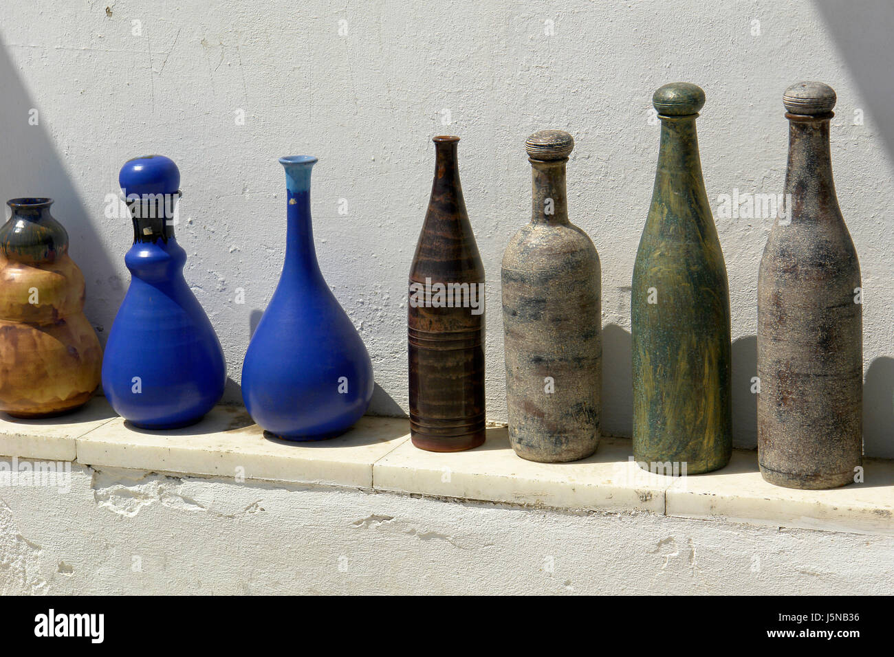 greece vases deco decoration bottles pots ceramic art glazes naxos ...