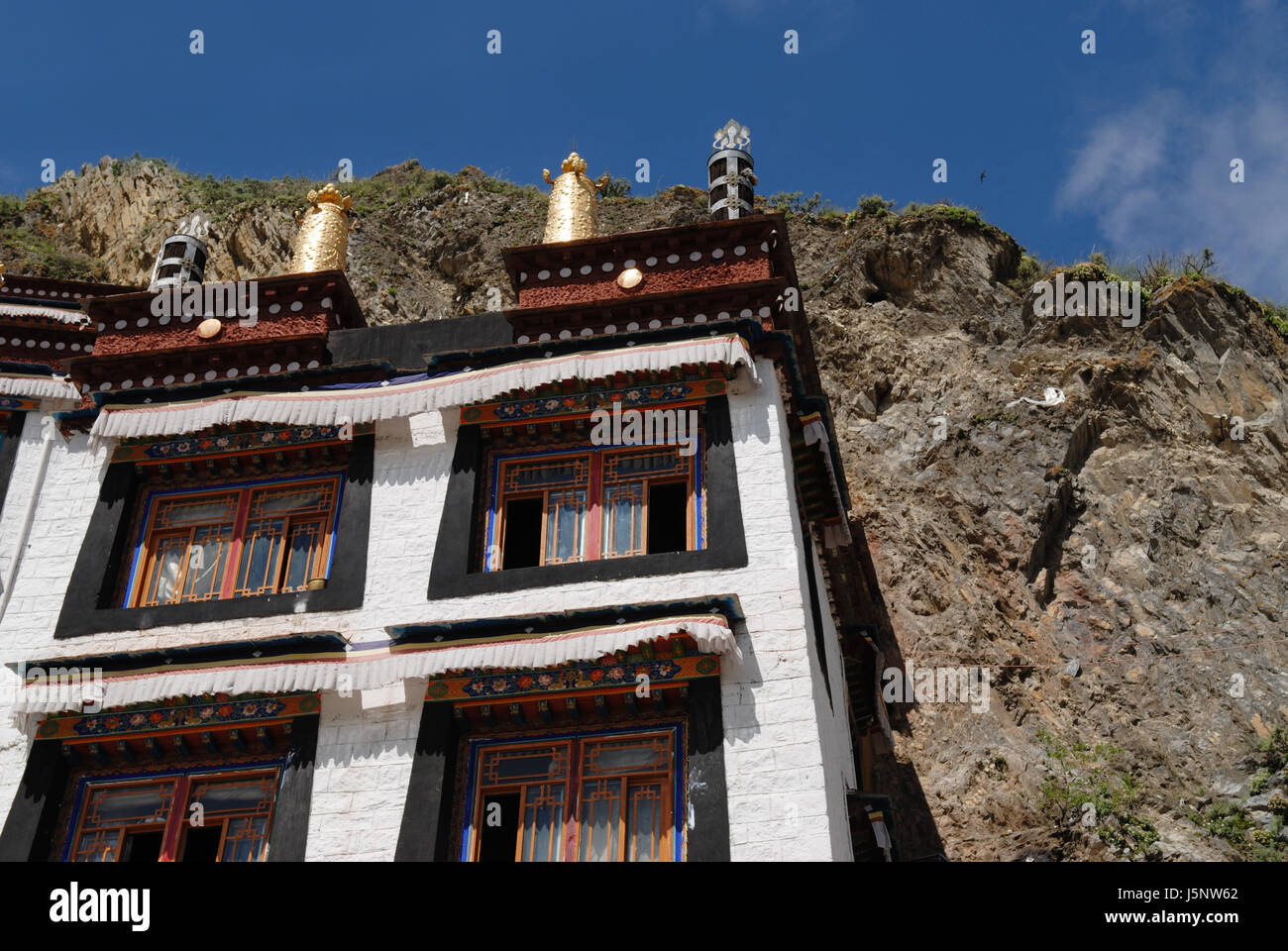house in lhasa,tibet Stock Photo Alamy