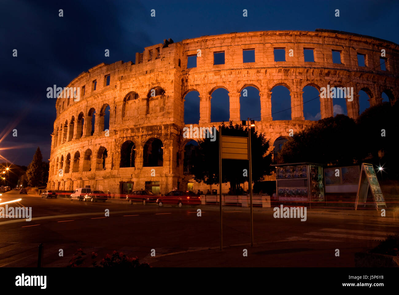 night nighttime Rome roma ruins roman emperor king gladiators slaves Stock Photo