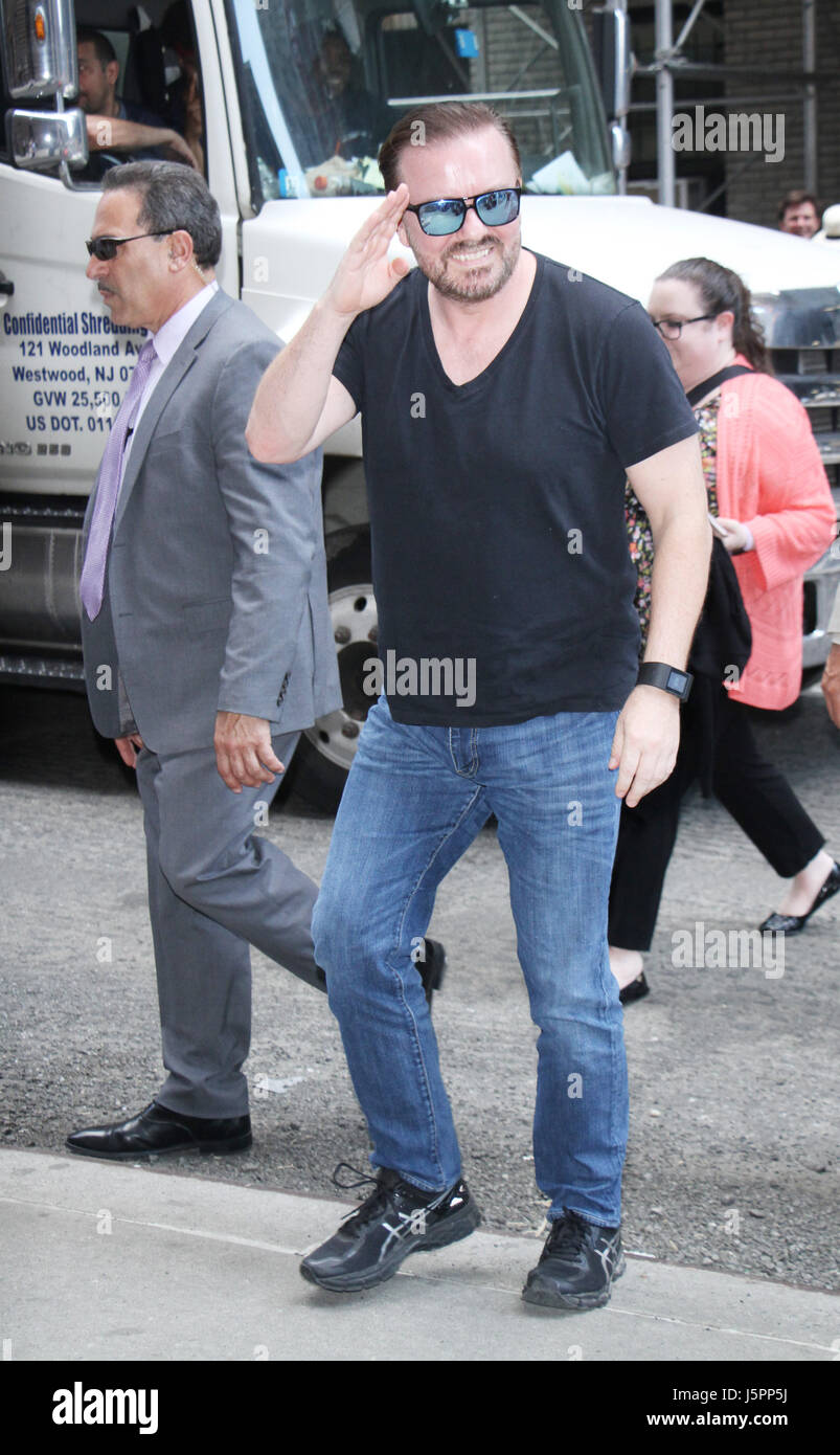 New York, NY, USA. 18th May, 2017. Ricky Gervais at The Late Show with