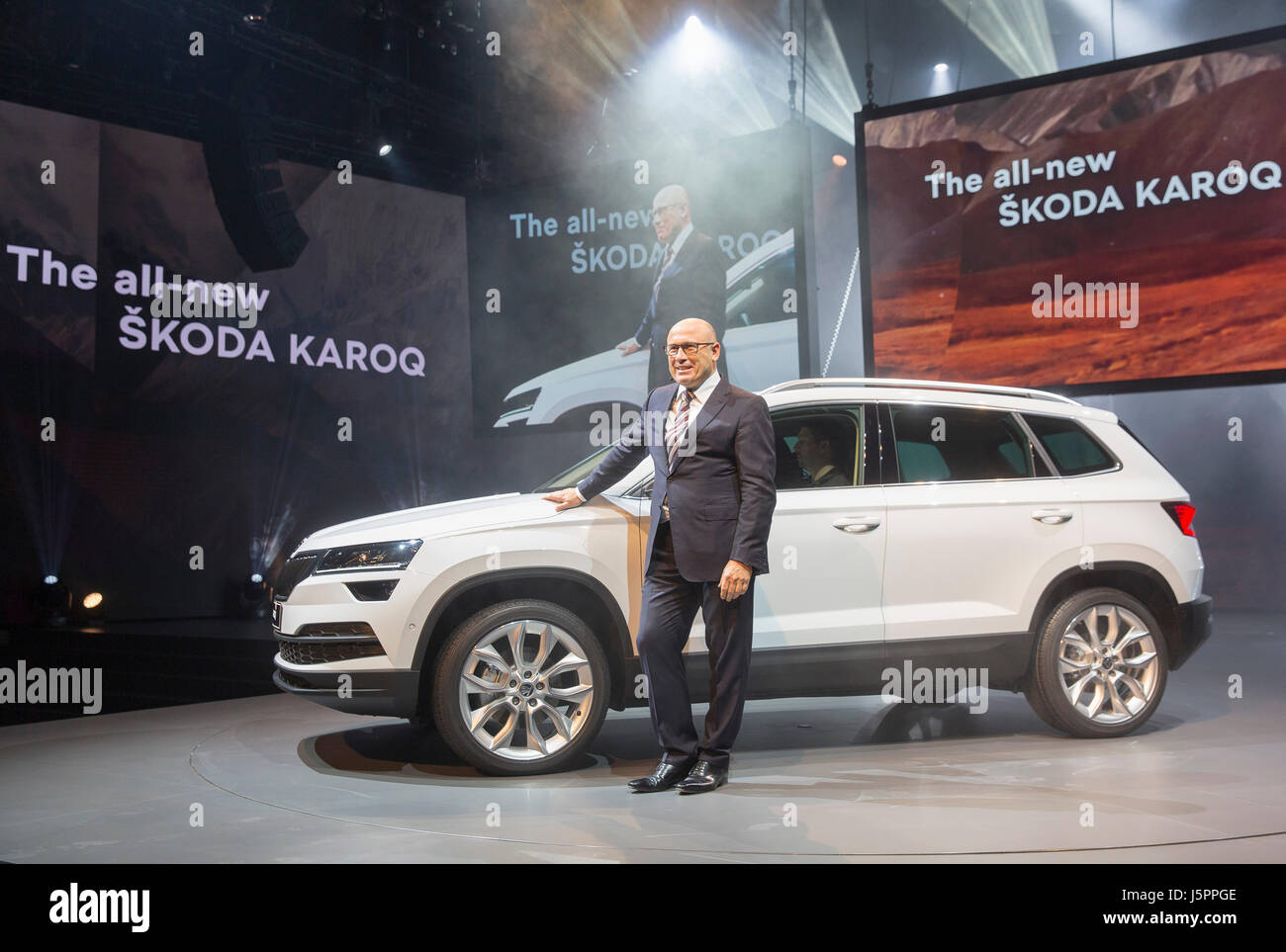 Stockholm, Sweden. 18th May, 2017. SKODA AUTO CEO Bernhard Maier presented in World Premiere The All-new SUV Skoda Karoq in Stockholm, Sweden, on Thursday, May 18th, 2017. The Kvasiny plant of Czech car manufacturer Skoda Auto will start producing the new compact SUV Skoda Karoq at the end of July, Karoq is to replace the Yeti model. Credit: Petr Mlch/CTK Photo/Alamy Live News Stock Photo