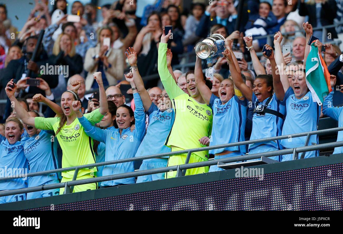 Manchester City captain Steph Houghton lifts the cup after winning the SSE Women's FA Cup Final match between Birmingham City and Manchester City at Wembley Stadium in London. 13 May 2017 EDITORIAL USE ONLY No merchandising. For Football images FA and Premier League restrictions apply inc. no internet/mobile usage without FAPL license - for details contact Football Dataco Stock Photo