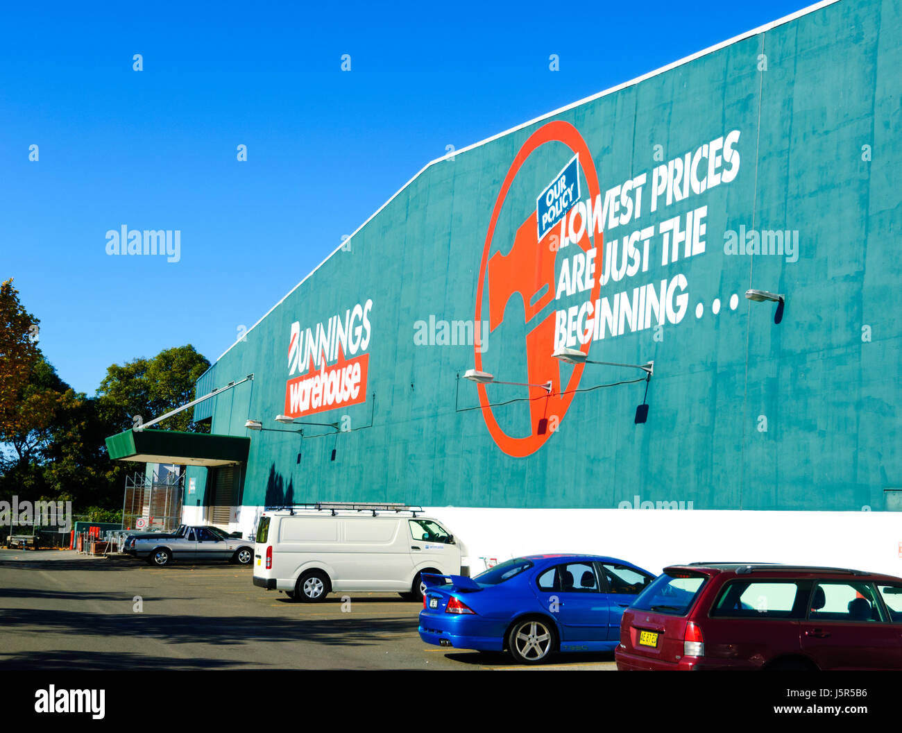 Bunnings Warehouse Hardware Store Signage, New South Wales, NSW, Australia Stock Photo Alamy