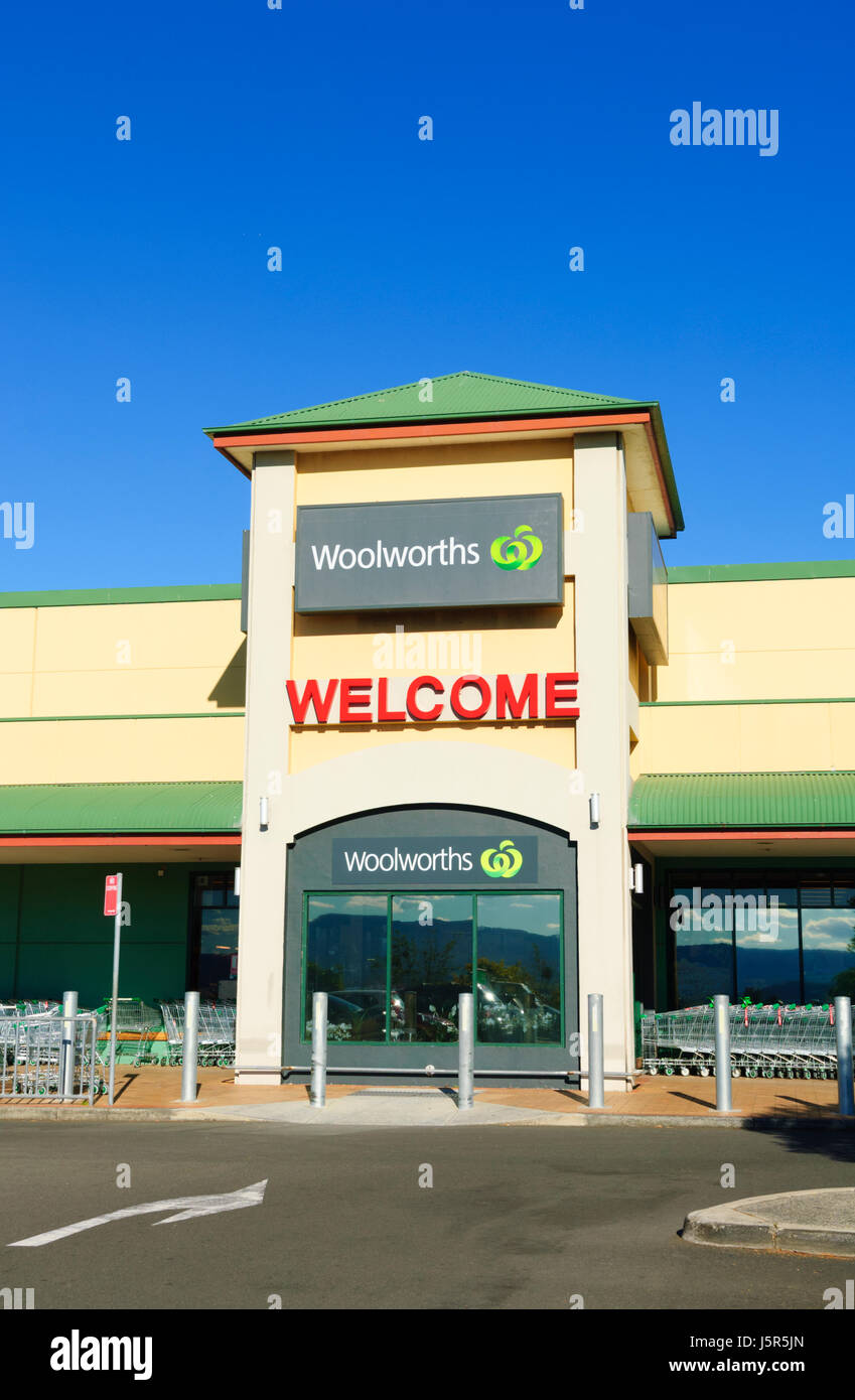 Woolworths logo hires stock photography and images Alamy