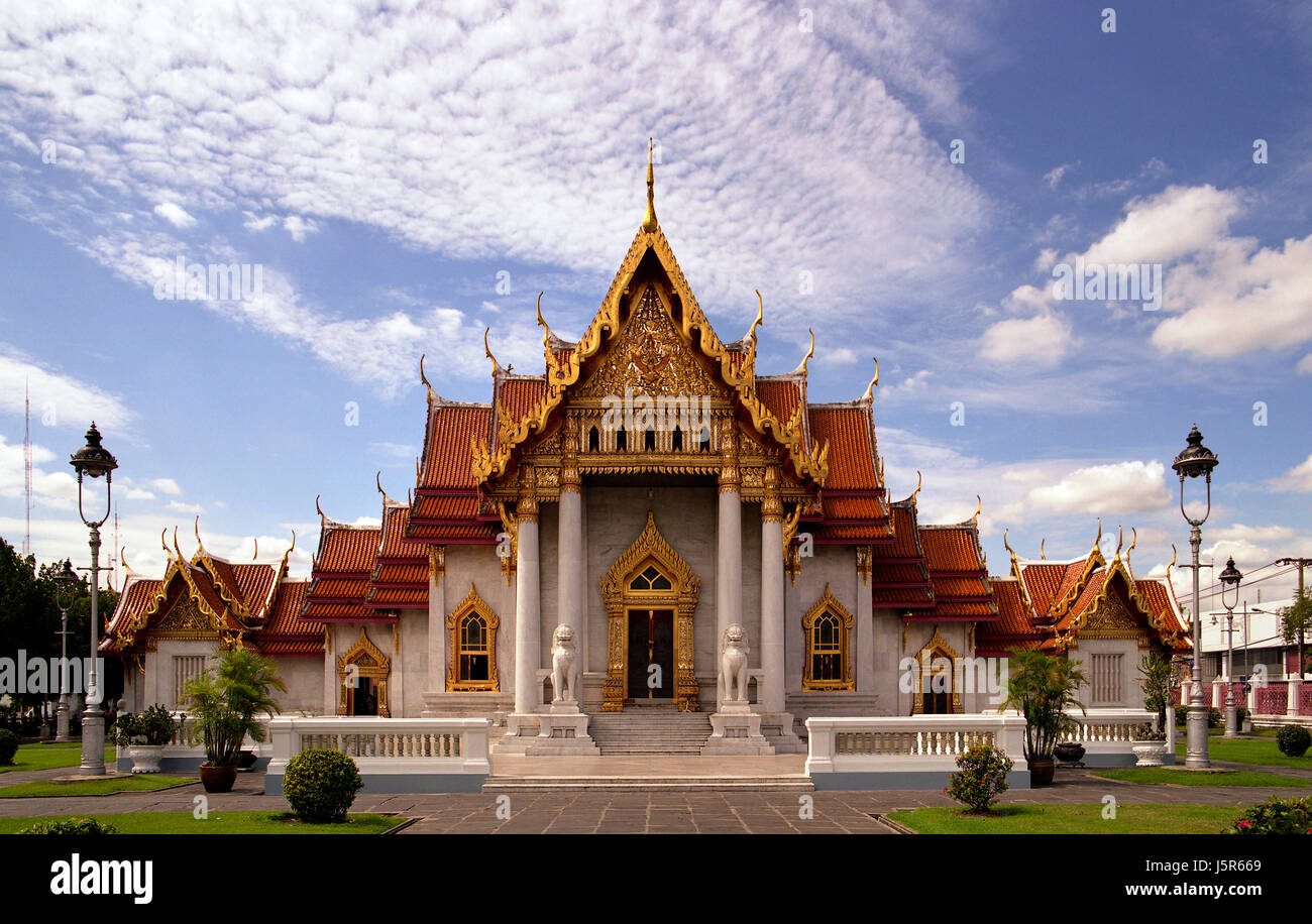 marble temple in bangkok Stock Photo - Alamy