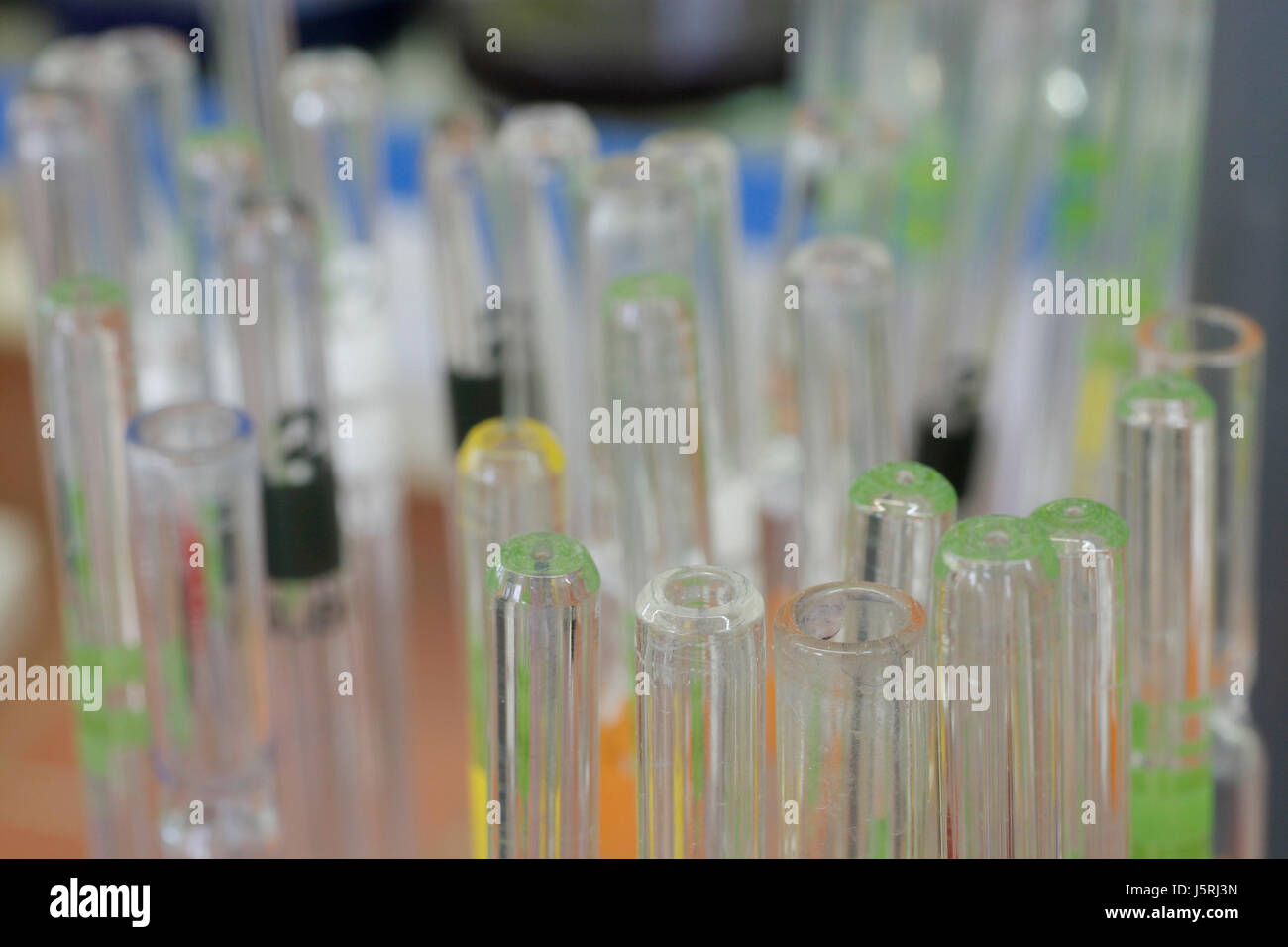 science research laboratory count rehearse pipettes analyze analyse