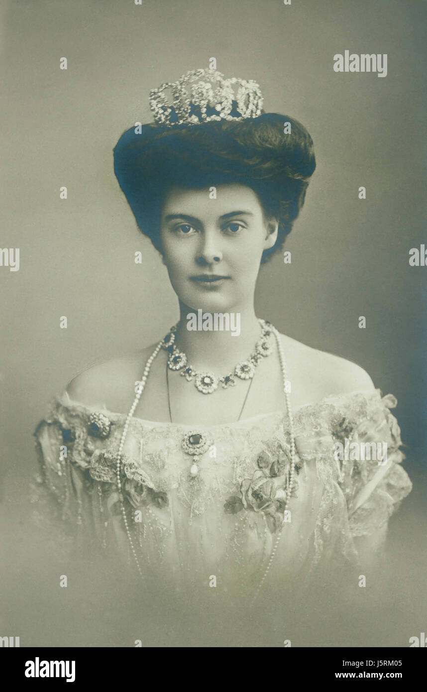 Duchess Cecilie of Mecklenburg-Schwerin (1886-1954), Crown Princess of Prussia through her Marriage to Crown Prince Wilhelm, Portrait, 1905 Stock Photo