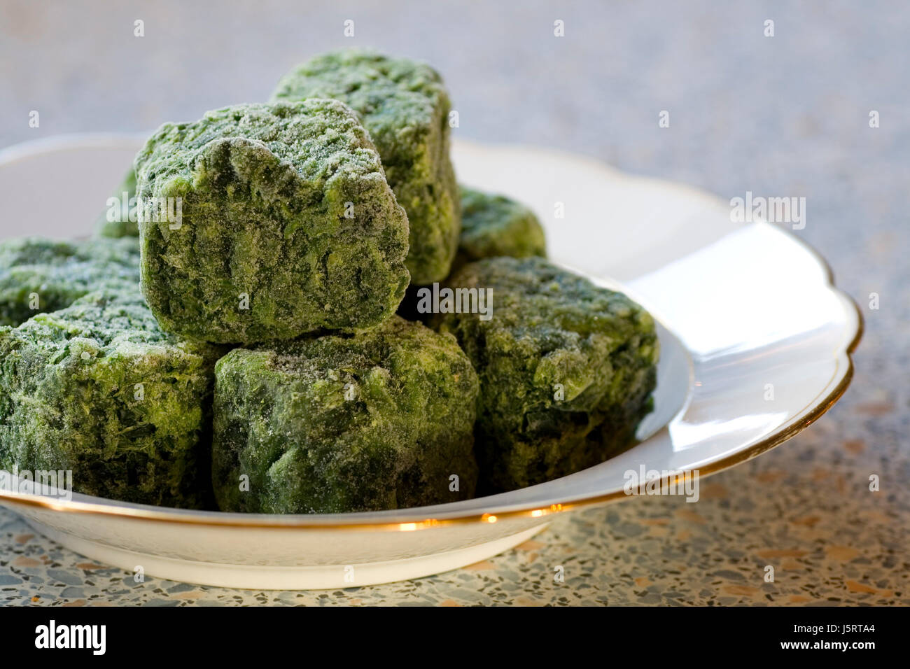 vitamins vitamines green dainty vegetable spinach frozen food portions