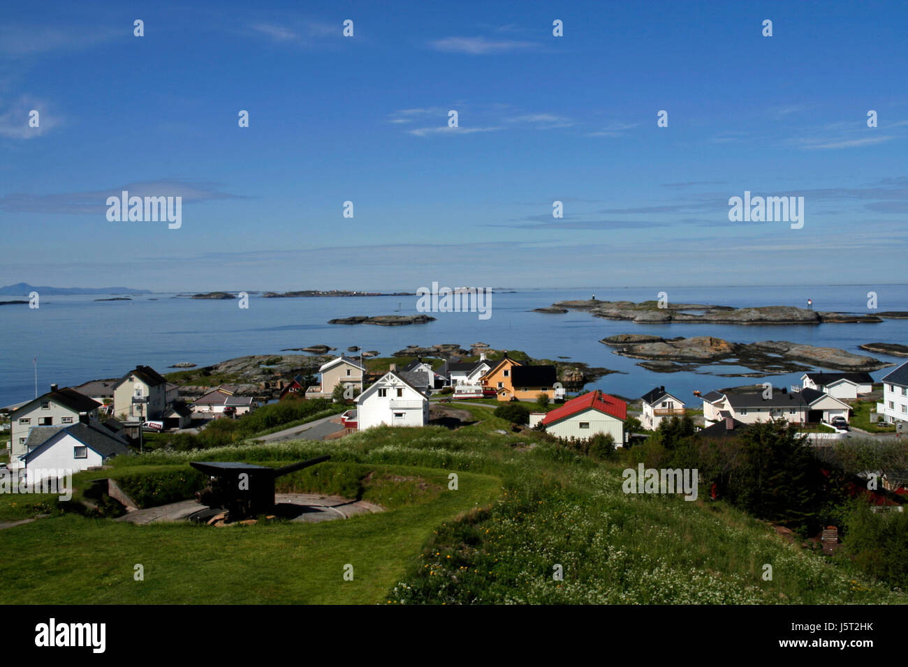 norwegian village in the archipelago Stock Photo Alamy
