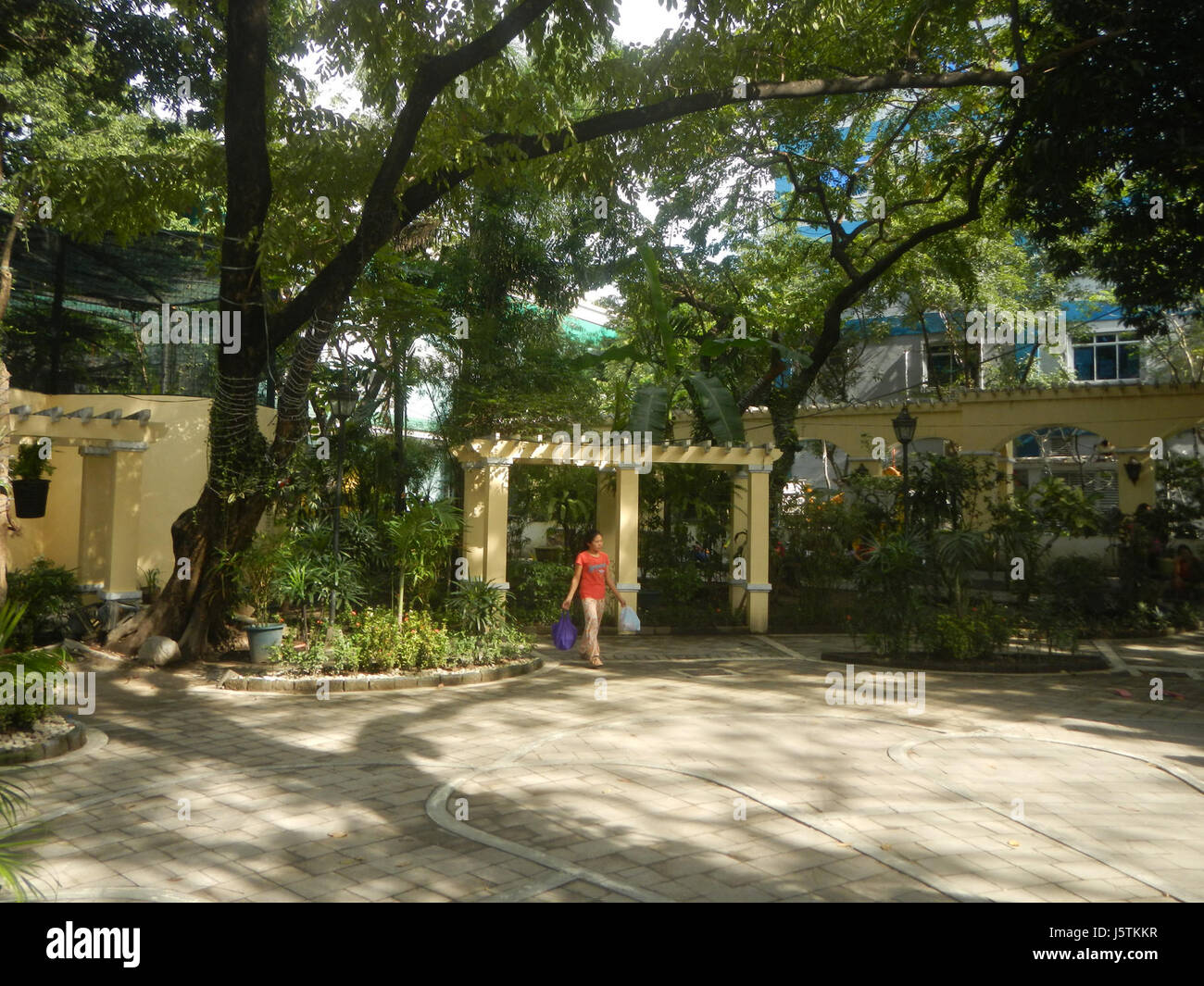 0161 Barangay Maysilo Circle Monuments Plainview Mandaluyong City Hall